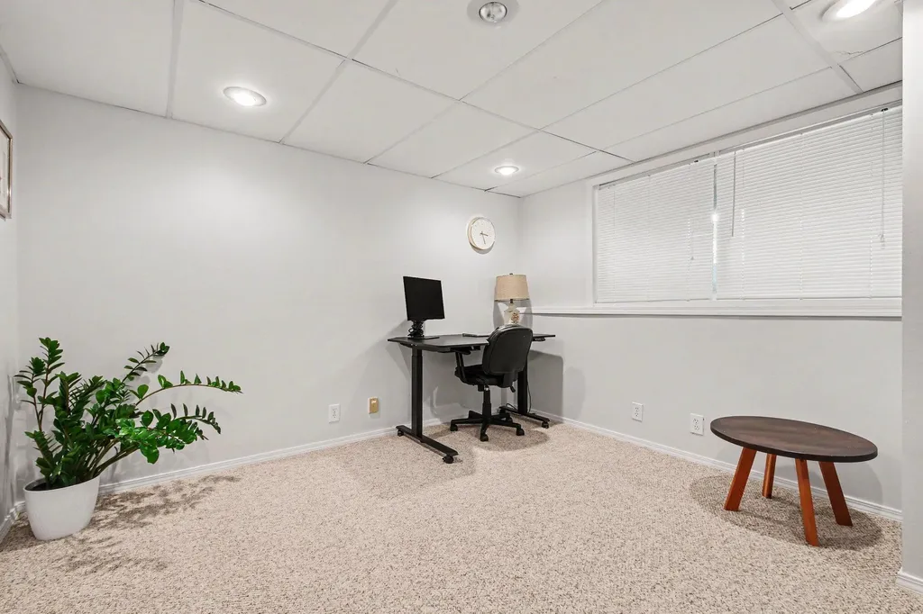 3962 Old Elm Drive SE Kentwood City MI 49512