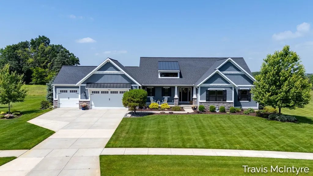 9063 Sterling Hills Drive NE Courtland Township MI 49341