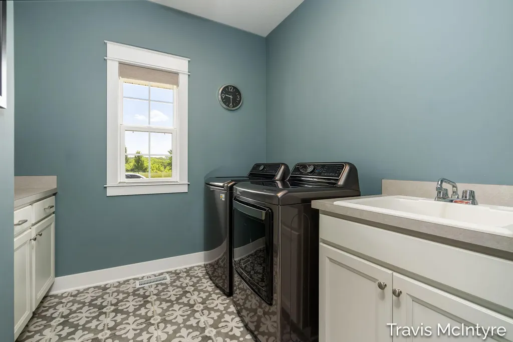 9063 Sterling Hills Drive NE Courtland Township MI 49341