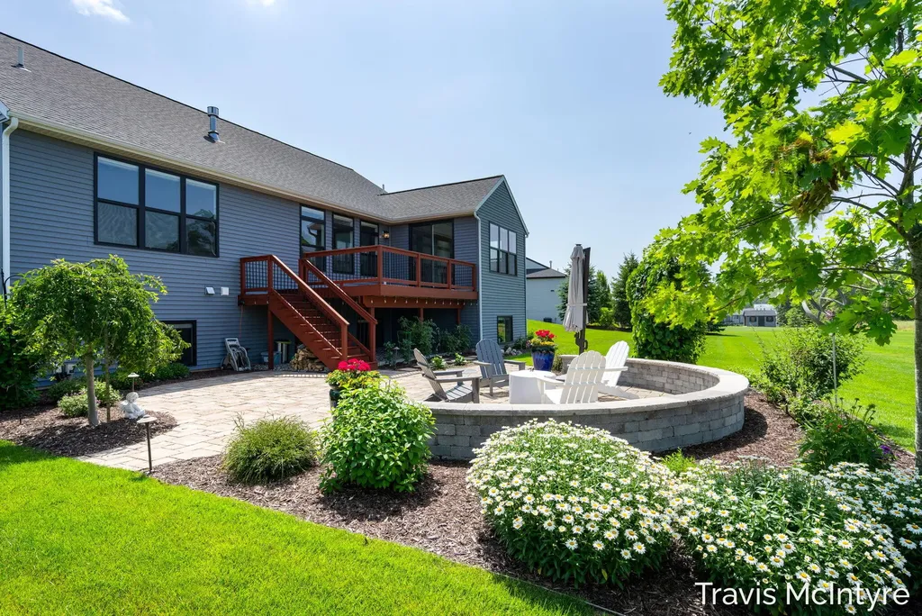 9063 Sterling Hills Drive NE Courtland Township MI 49341