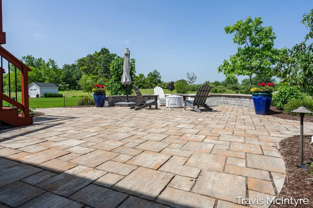 9063 Sterling Hills Drive NE Courtland Township MI 49341