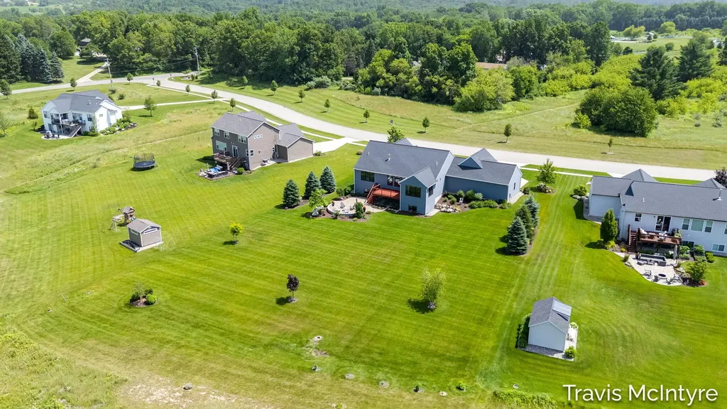 9063 Sterling Hills Drive NE Courtland Township MI 49341