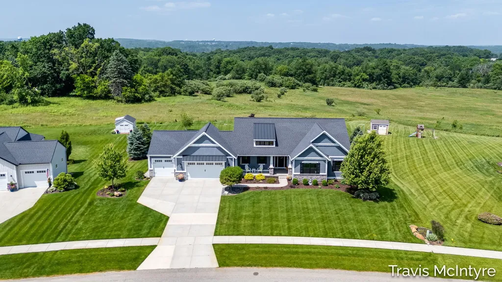 9063 Sterling Hills Drive NE Courtland Township MI 49341