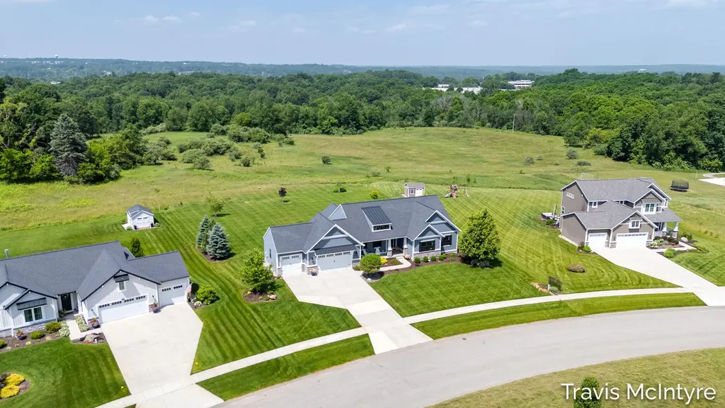 9063 Sterling Hills Drive NE Courtland Township MI 49341