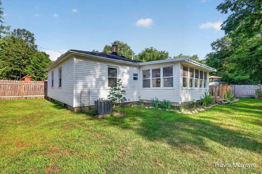120 Adams Street Allegan City MI 49010