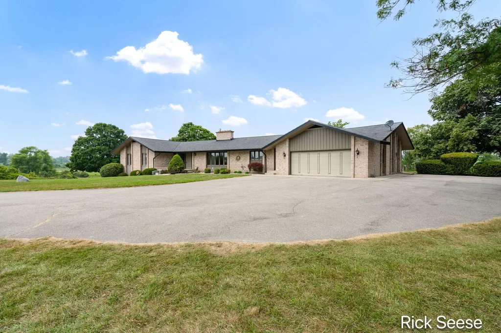 7290 Wingeier Avenue SE Bowne Township MI 49302