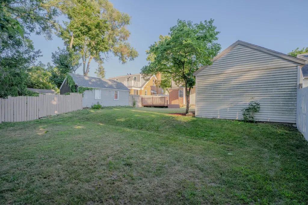 1503 Ardmore Street SE Grand Rapids City MI 49507