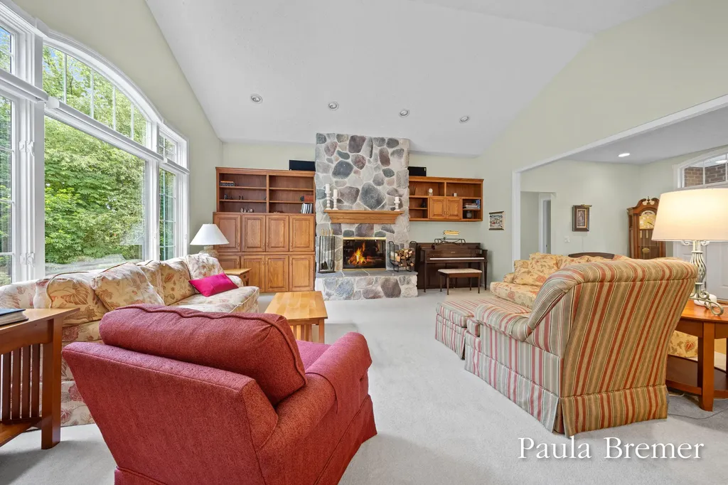5429 Grand Valley Court NE Ada Township MI 49301