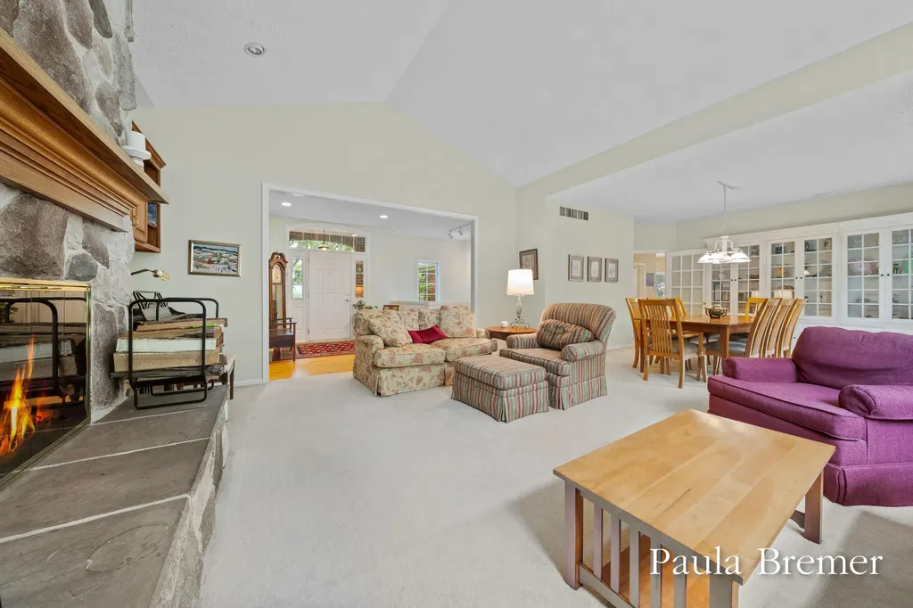 5429 Grand Valley Court NE Ada Township MI 49301