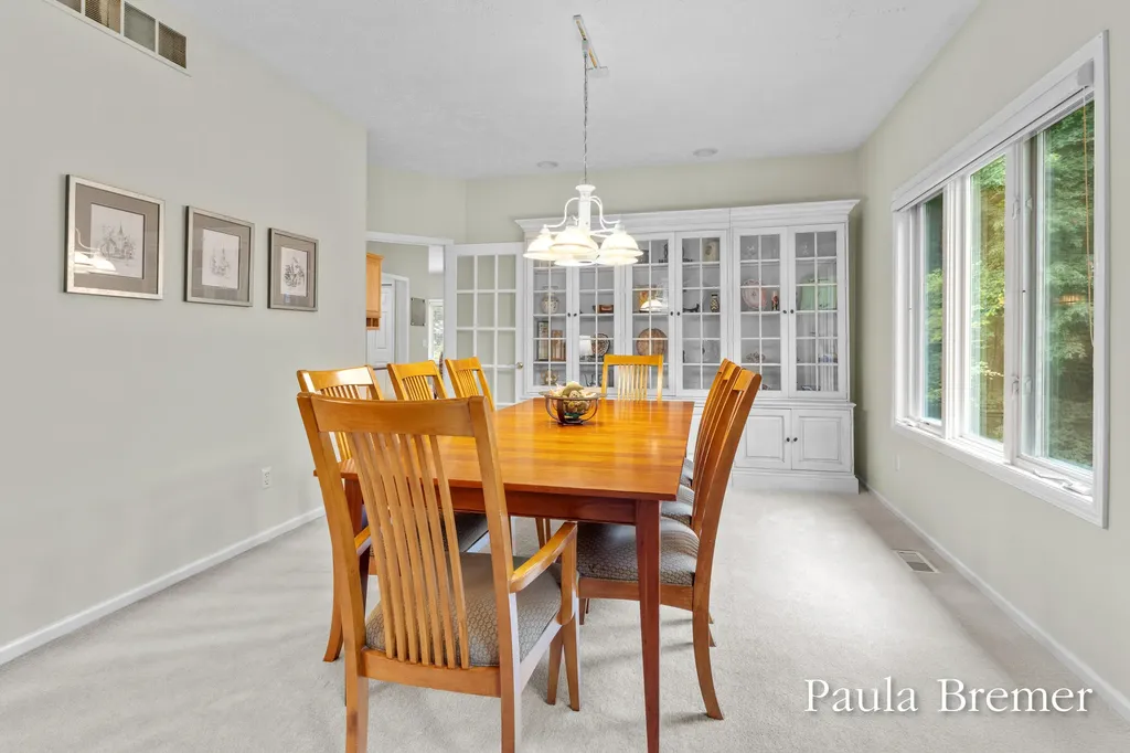 5429 Grand Valley Court NE Ada Township MI 49301