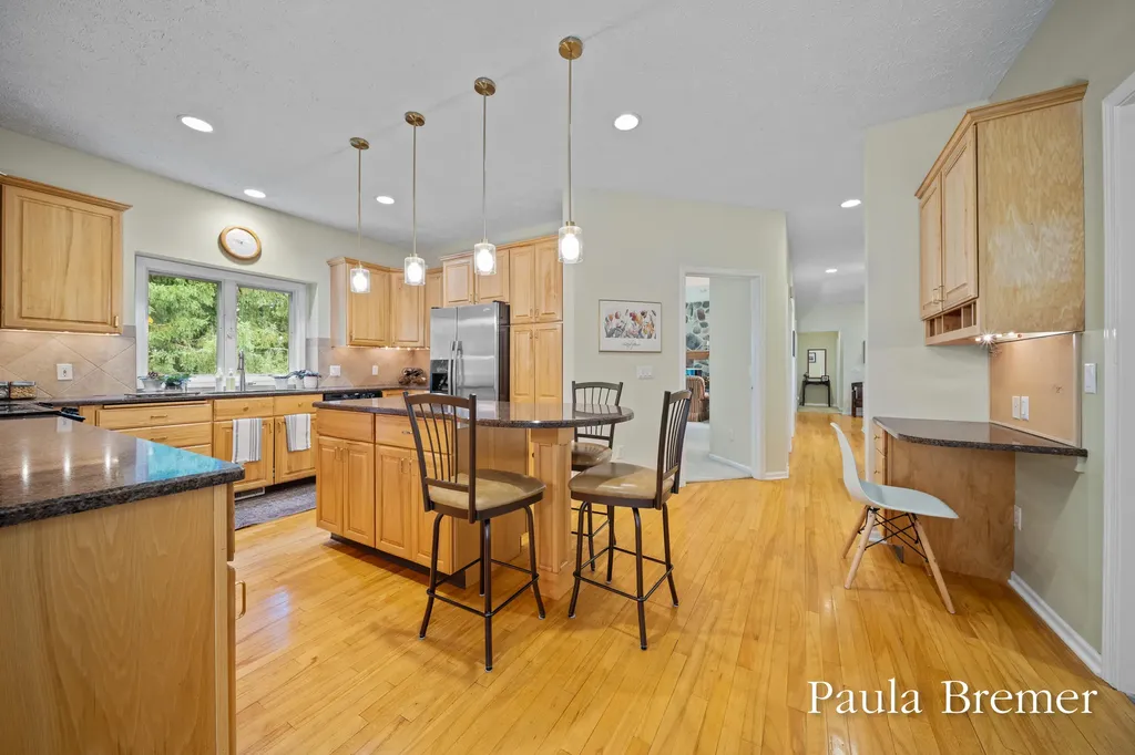 5429 Grand Valley Court NE Ada Township MI 49301