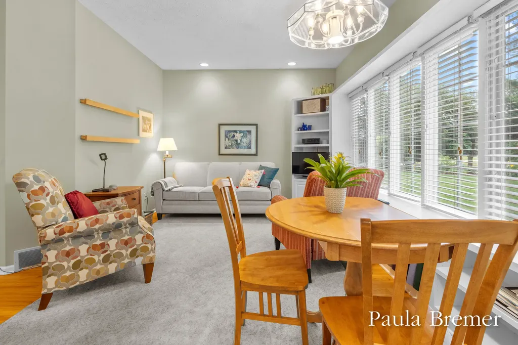 5429 Grand Valley Court NE Ada Township MI 49301