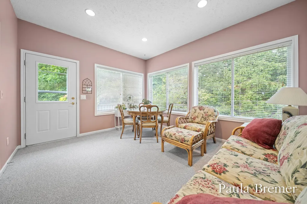 5429 Grand Valley Court NE Ada Township MI 49301