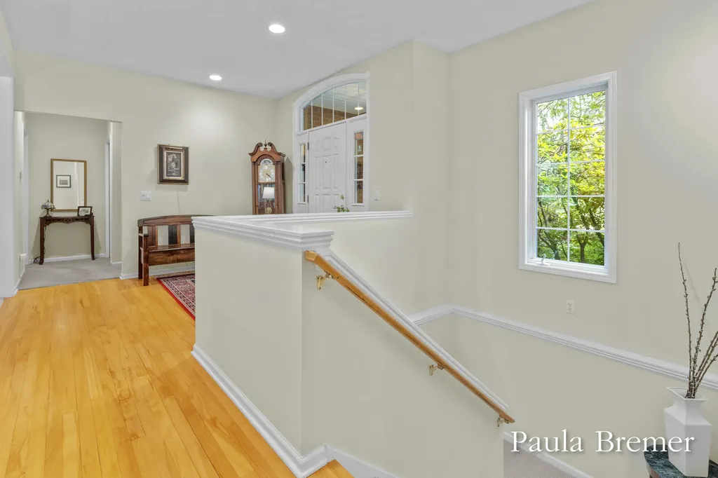 5429 Grand Valley Court NE Ada Township MI 49301