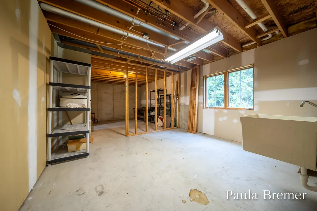 5429 Grand Valley Court NE Ada Township MI 49301