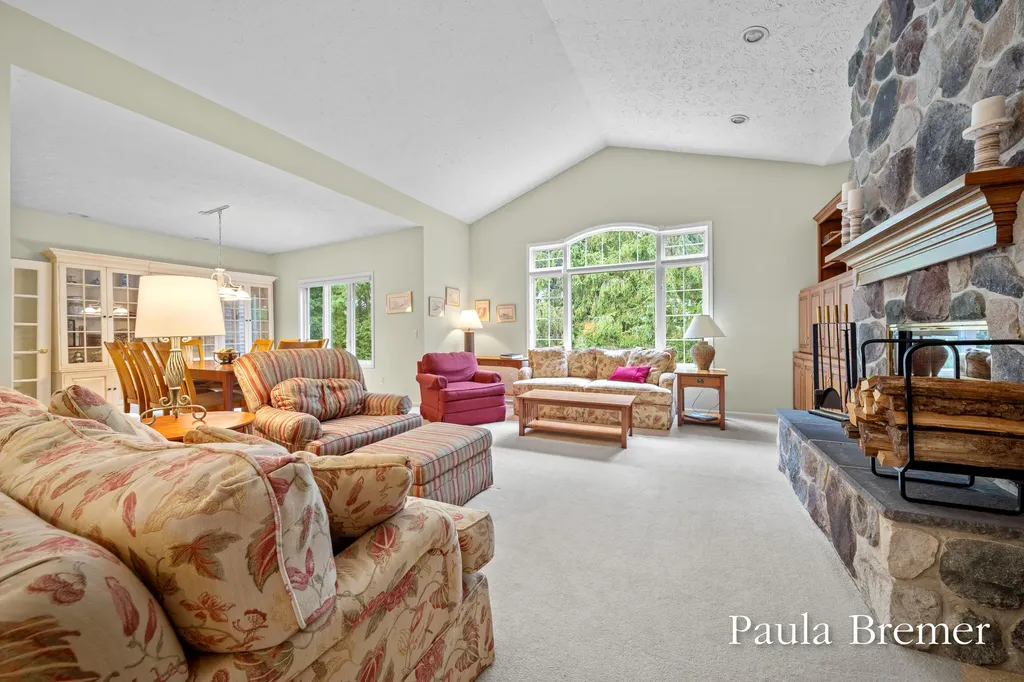 5429 Grand Valley Court NE Ada Township MI 49301