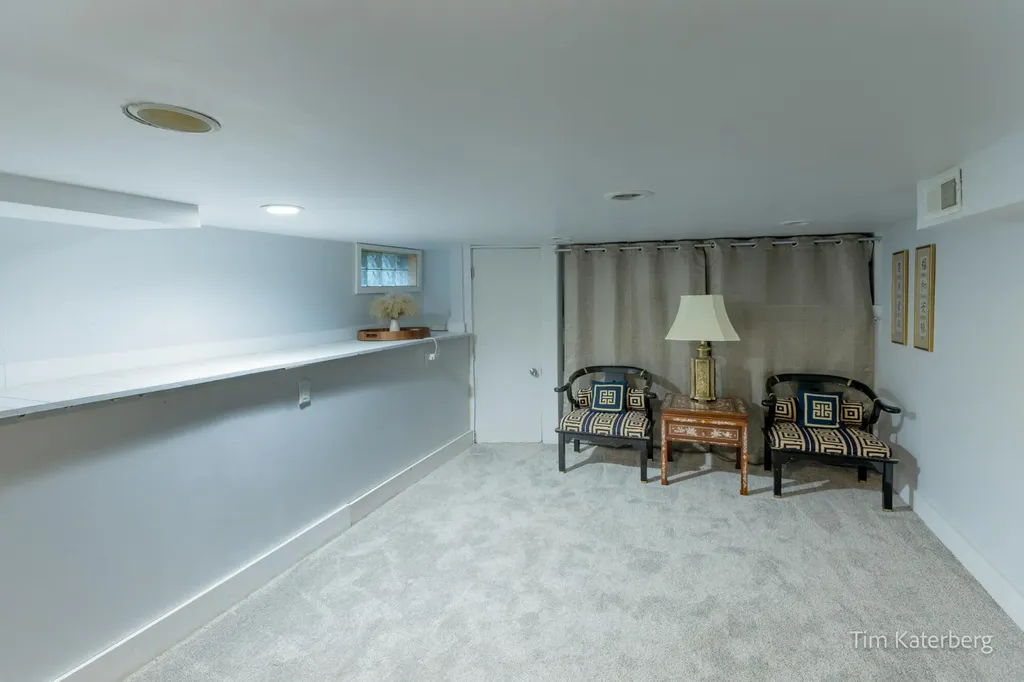 853 Prospect Avenue NE Grand Rapids City MI 49503