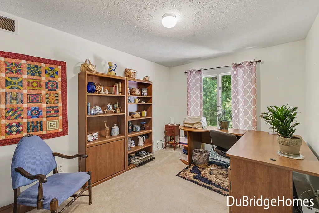 4256 Valley Hollow Drive NE Plainfield Charter Township MI 49525