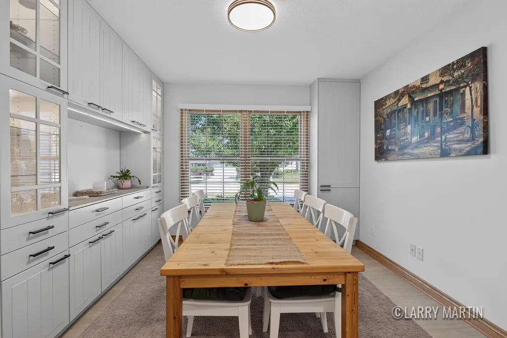 4256 Del Mar Drive SW Wyoming City MI 49418
