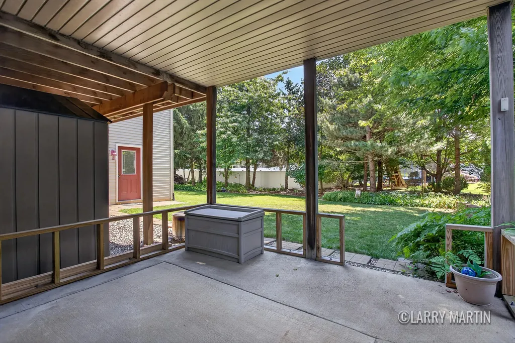 4256 Del Mar Drive SW Wyoming City MI 49418