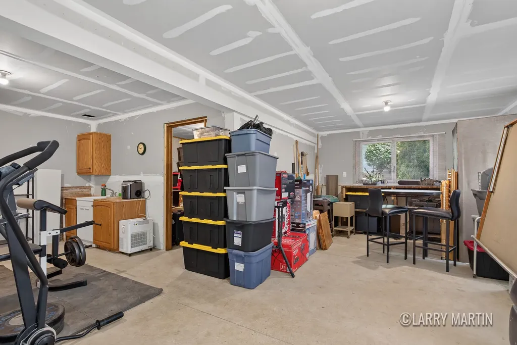 4256 Del Mar Drive SW Wyoming City MI 49418