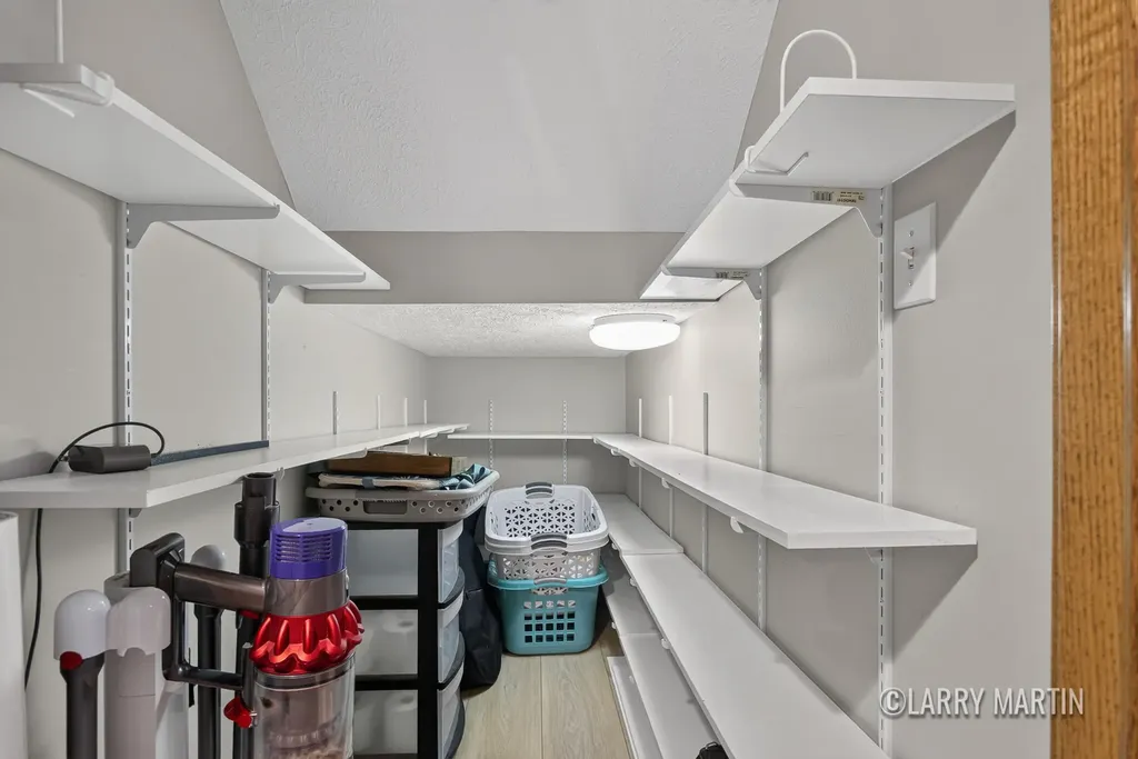 4256 Del Mar Drive SW Wyoming City MI 49418