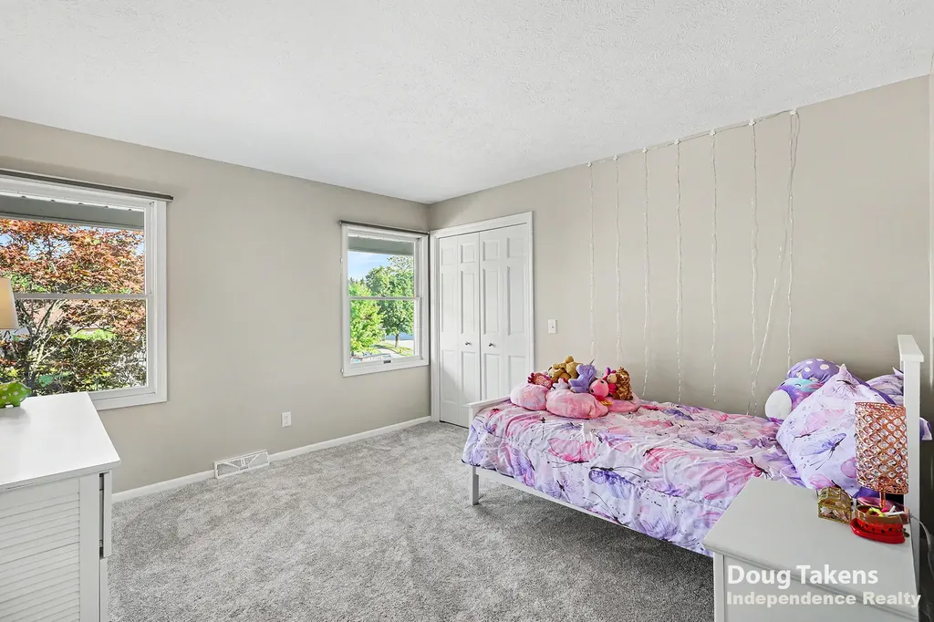 1755 Secretariat Drive SE Kentwood City MI 49546