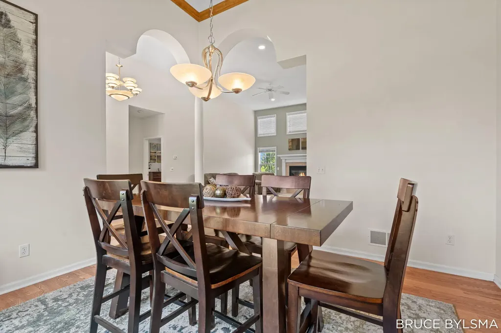 6100 Sunningdale Drive Georgetown Charter Township MI 49426