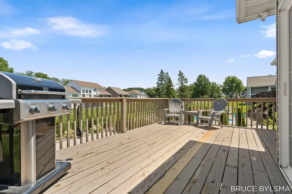 6100 Sunningdale Drive Georgetown Charter Township MI 49426