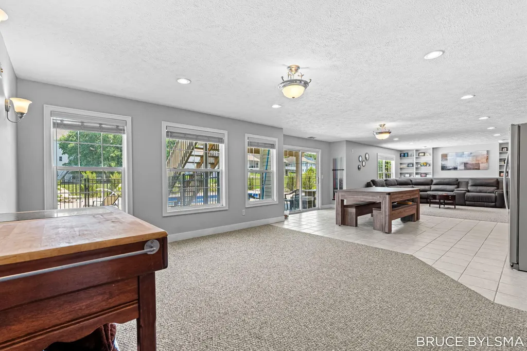 6100 Sunningdale Drive Georgetown Charter Township MI 49426