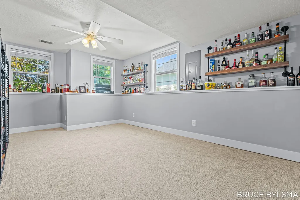 6100 Sunningdale Drive Georgetown Charter Township MI 49426
