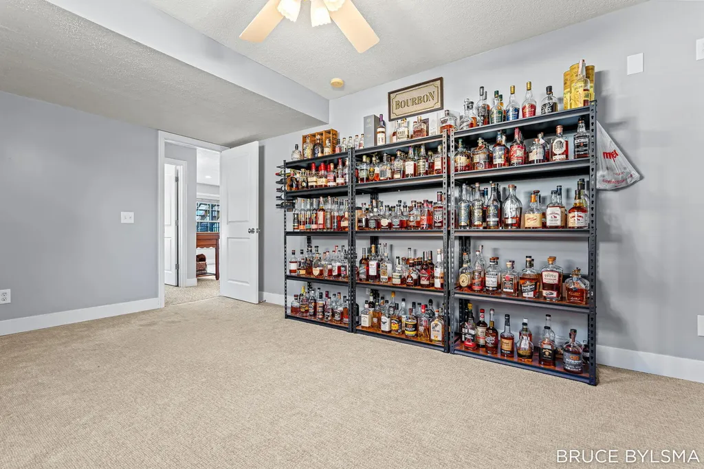 6100 Sunningdale Drive Georgetown Charter Township MI 49426