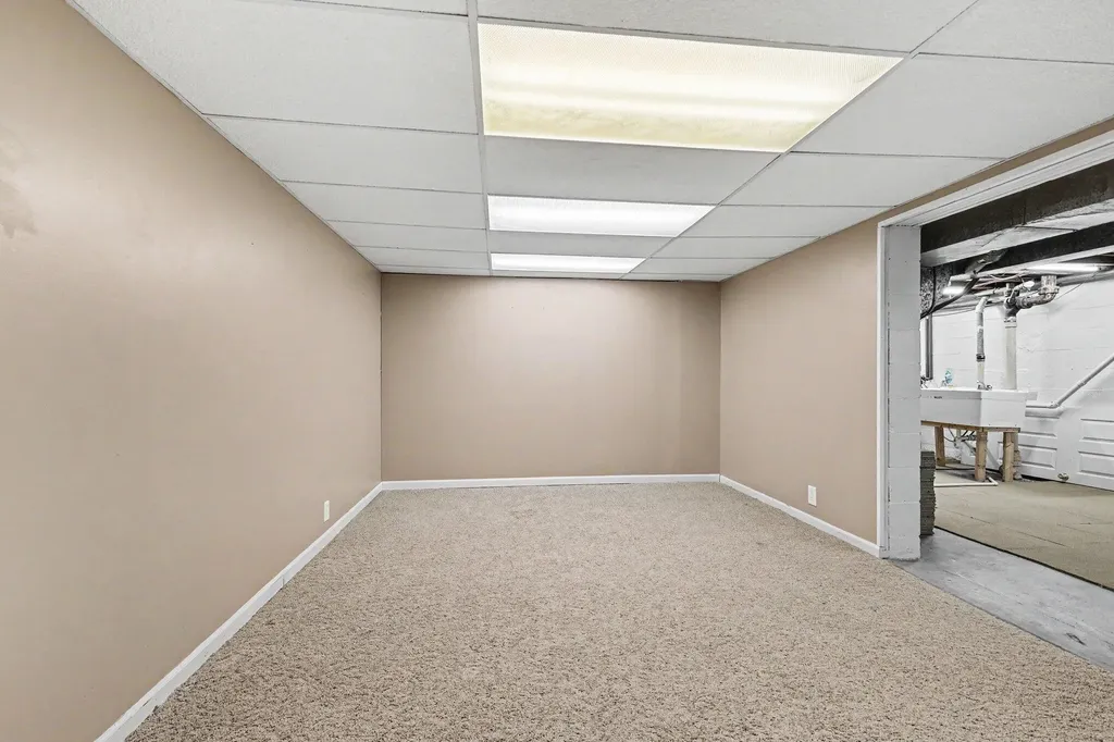 650 Oakcrest Street SW Wyoming City MI 49509