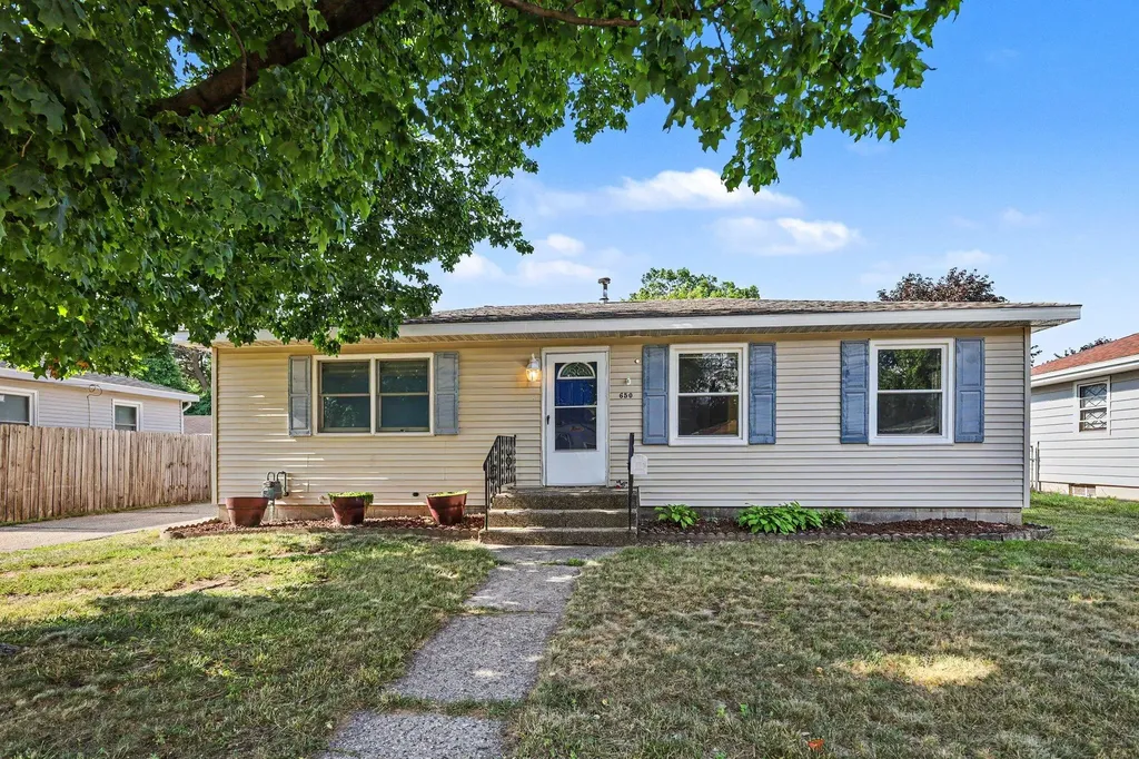 650 Oakcrest Street SW Wyoming City MI 49509