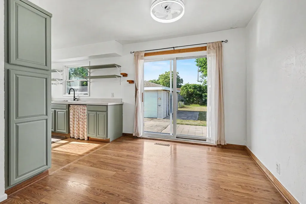 650 Oakcrest Street SW Wyoming City MI 49509