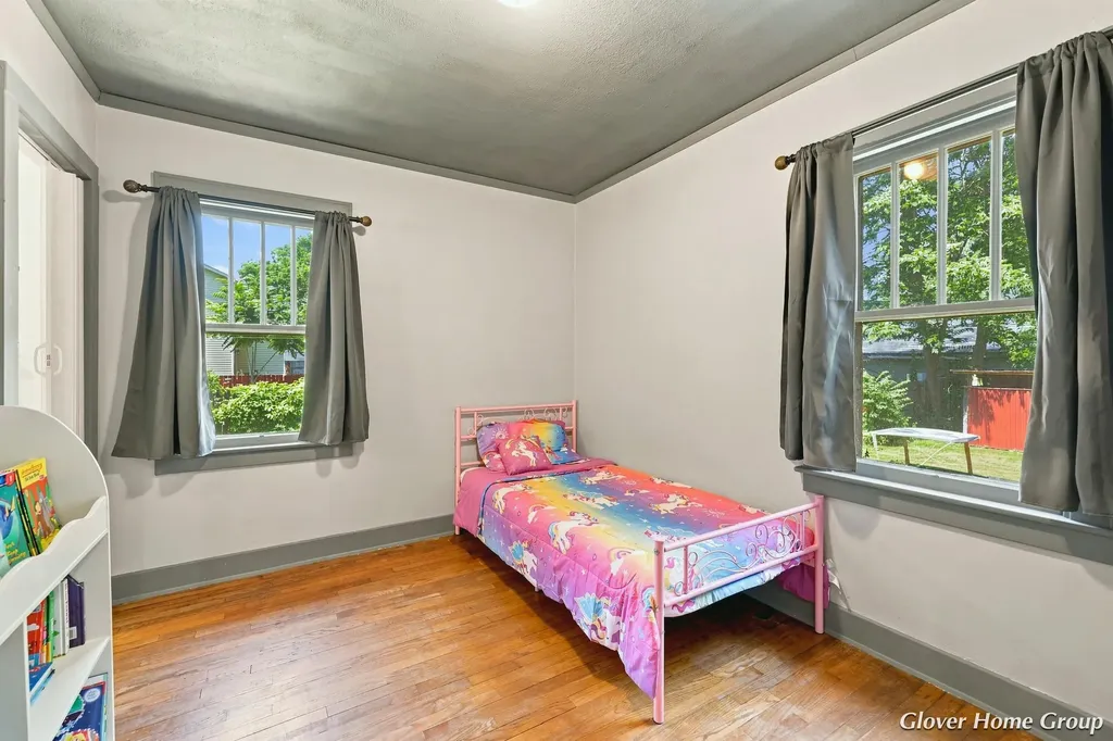 147 Graceland Street NE Grand Rapids City MI 49505