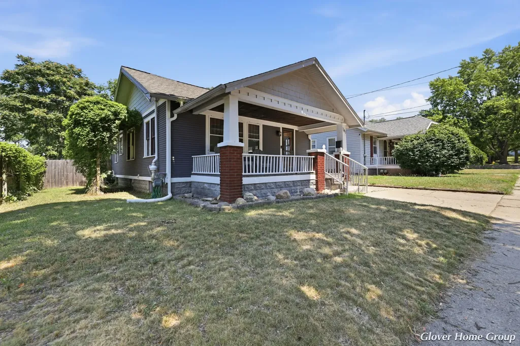 147 Graceland Street NE Grand Rapids City MI 49505