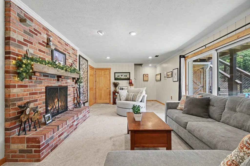 2770 Leonard Street Tallmadge Charter Township MI 49435