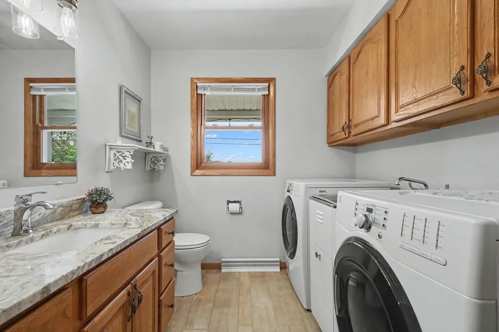 2770 Leonard Street Tallmadge Charter Township MI 49435