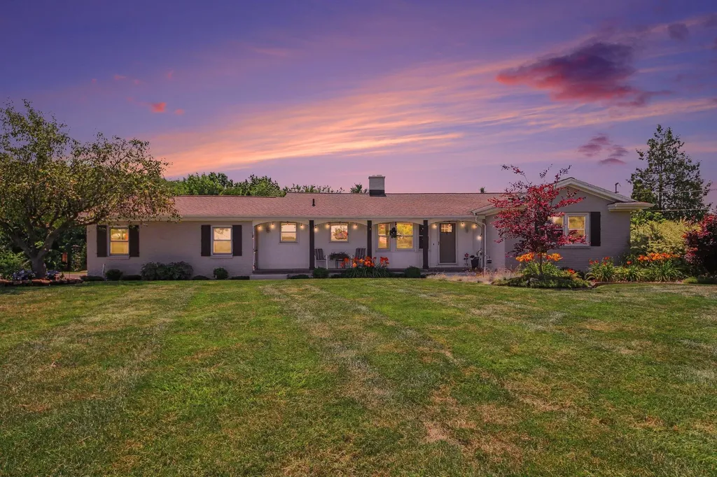 2770 Leonard Street Tallmadge Charter Township MI 49435