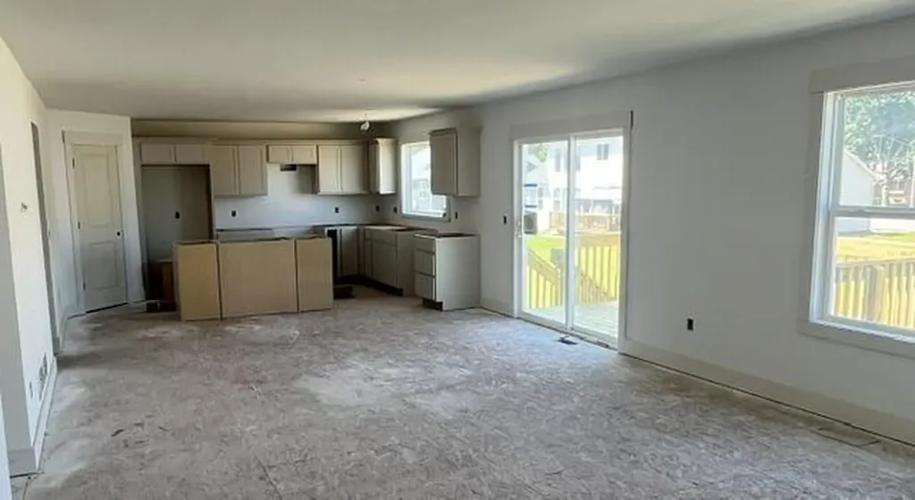 671 Waterford Village Drive NW Walker City MI 49534