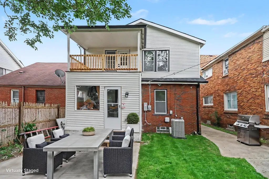17152 Roselawn Street Detroit City MI 48221