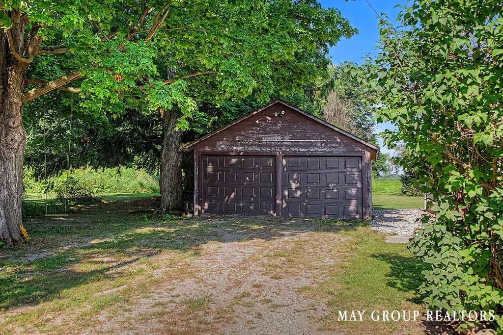 7572 Collins Road Unknown City MI 48834