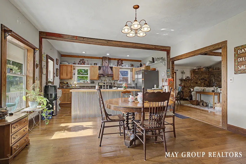 7572 Collins Road Unknown City MI 48834