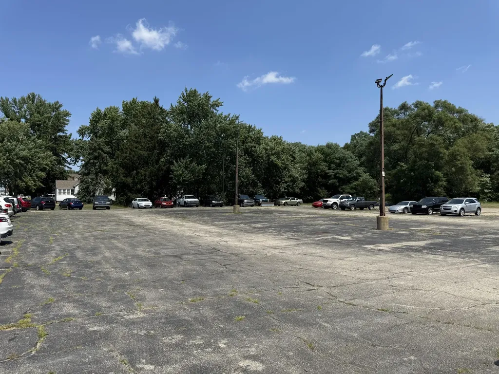 5740 Division Avenue S Kentwood City MI 49548