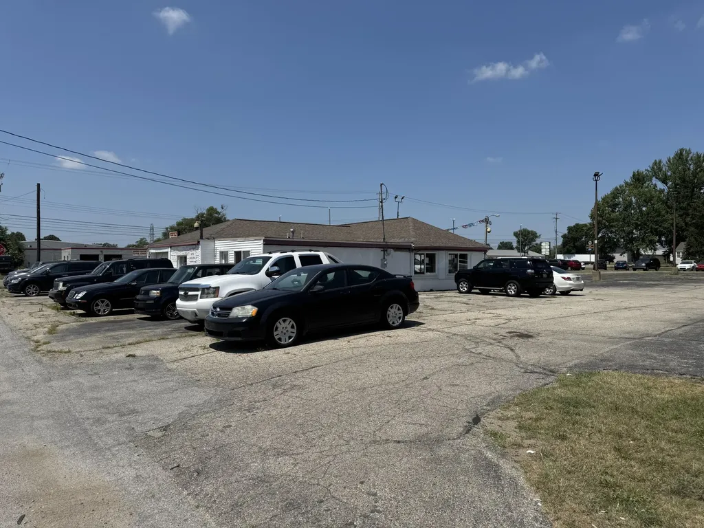 5740 Division Avenue S Kentwood City MI 49548