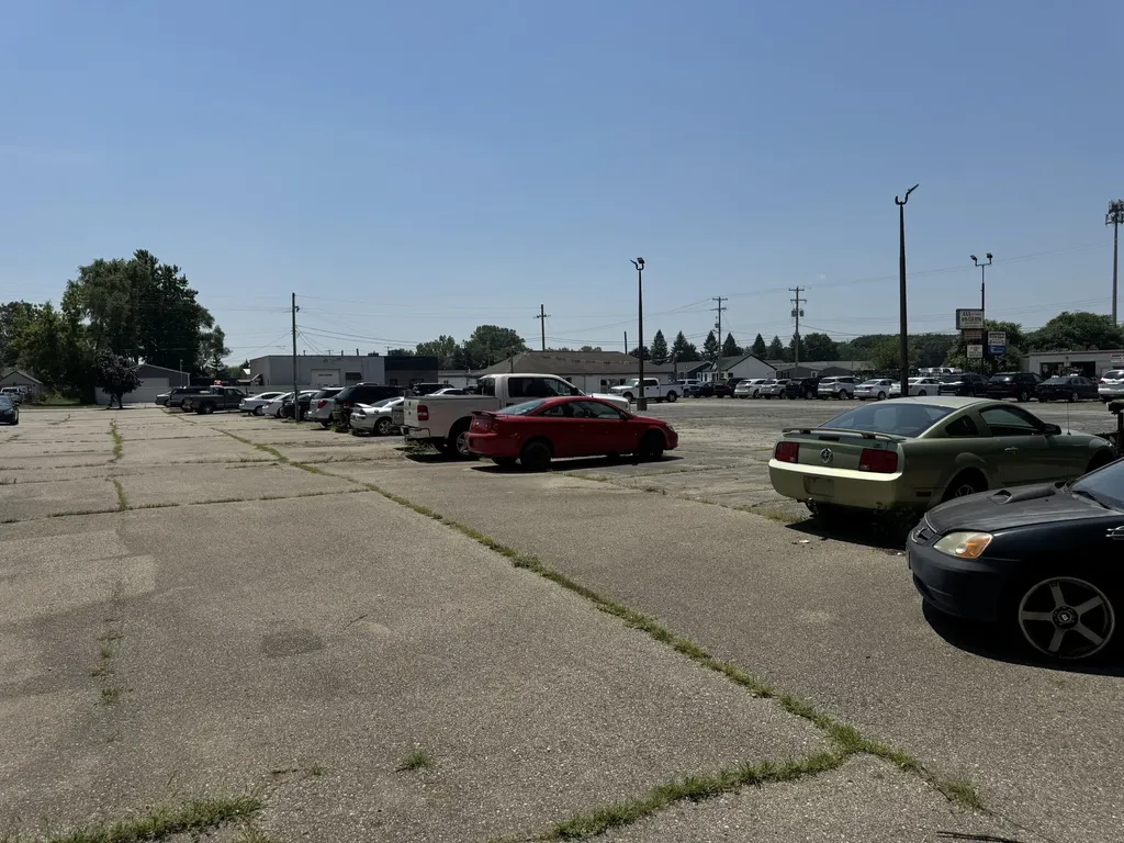 5740 Division Avenue S Kentwood City MI 49548