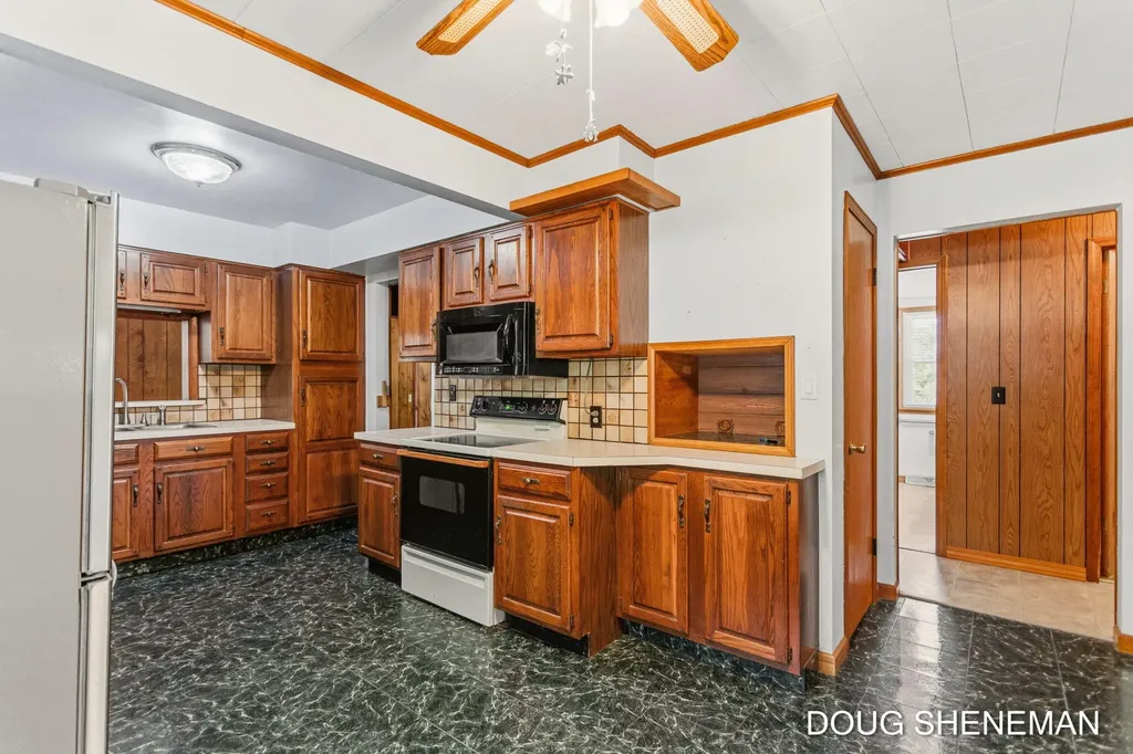 1197 Beechwood Drive Georgetown Charter Township MI 49428