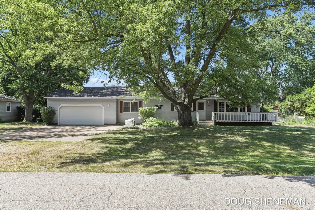 1197 Beechwood Drive Georgetown Charter Township MI 49428