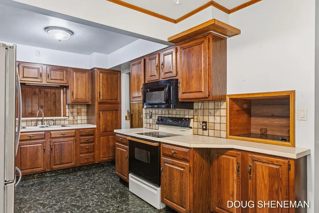 1197 Beechwood Drive Georgetown Charter Township MI 49428